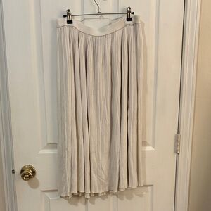St. John Sweater Skirt Cream